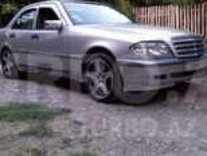 Mercedes C 200 1999, 242,338 km - 1.1 l - Şamaxı