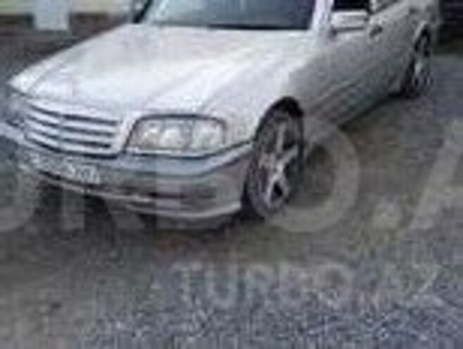 Mercedes C 200 1999, 242,338 km - 1.1 l - Şamaxı