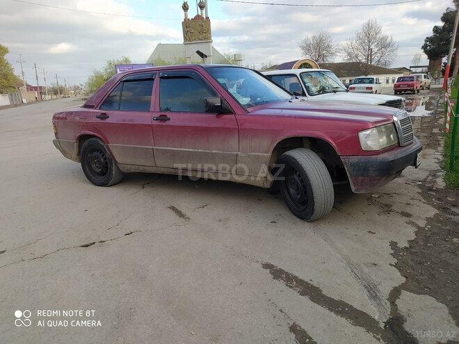 Mercedes 190 1991, 247,000 km - 1.8 l - Zərdab