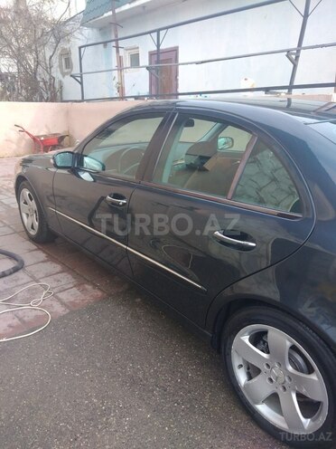 Mercedes E 240 2002, 260,000 km - 2.6 l - Bakı