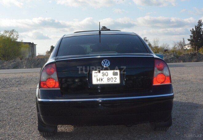Volkswagen Passat 2001, 270,000 km - 1.8 л - Salyan
