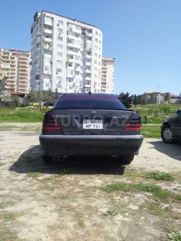 Mercedes C 230 1997, 282,000 km - 2.3 л - Bakı