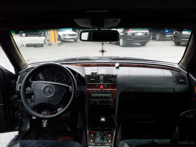Mercedes C 230 1997, 282,000 km - 2.3 л - Bakı