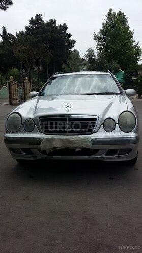 Mercedes E 200 2001, 340,000 km - 2.0 l - Bakı