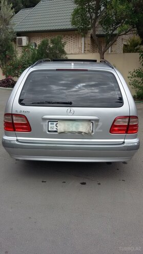 Mercedes E 200 2001, 340,000 km - 2.0 l - Bakı