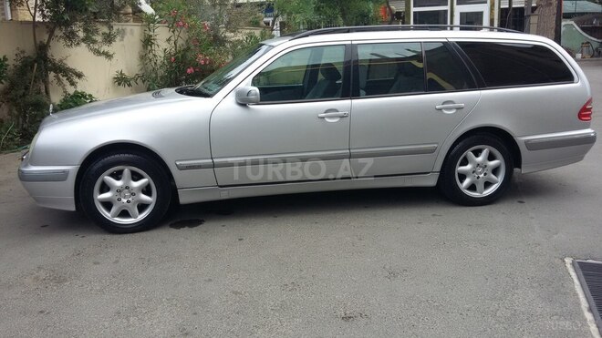 Mercedes E 200 2001, 340,000 km - 2.0 l - Bakı