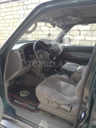 Nissan Patrol 2000, 333,265 km - 3.0 l - Sumqayıt