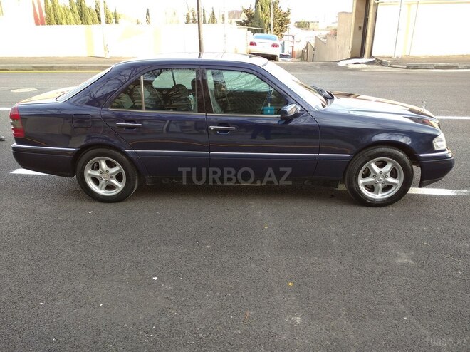 Mercedes C 220 1995, 407,700 km - 2.2 l - Bakı