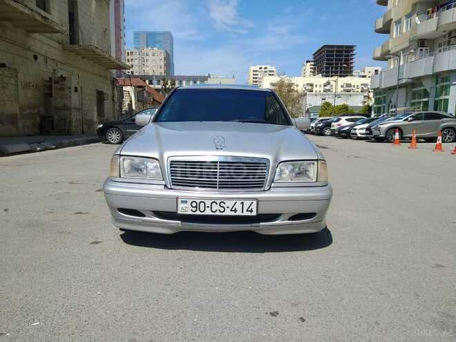 Mercedes C 230 2000, 295,000 km - 2.3 л - Bakı