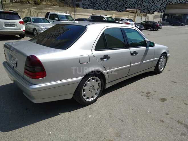 Mercedes C 230 2000, 295,000 km - 2.3 л - Bakı