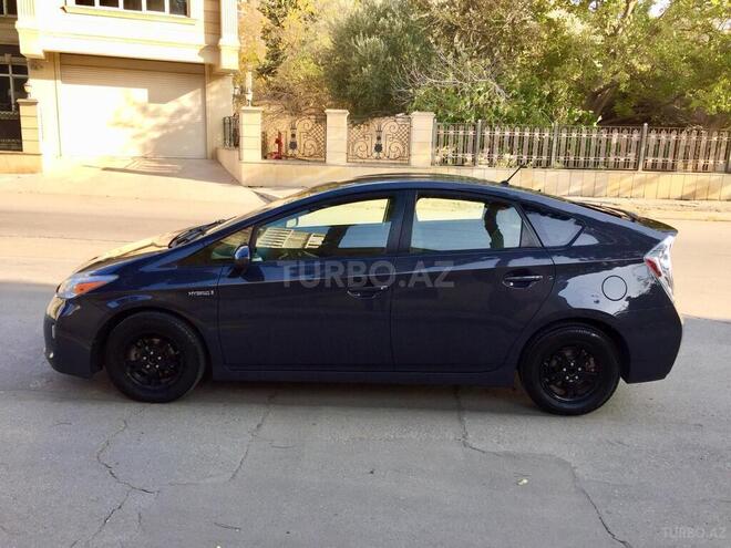 Toyota Prius 2015, 105,000 km - 1.8 l - Bakı