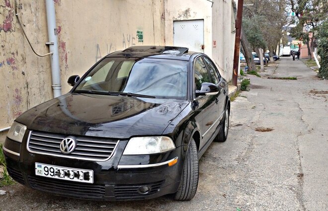 Volkswagen Passat 2004, 222,222 km - 1.8 л - Bakı