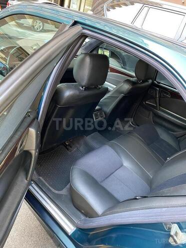 Mercedes E 240 1997, 397,000 km - 0.3 l - Bakı