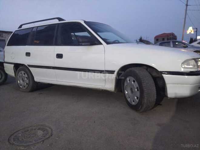 Opel Astra 1995, 9,696 km - 0.2 l - Bakı