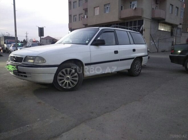 Opel Astra 1995, 9,696 km - 0.2 l - Bakı
