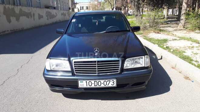 Mercedes C 200 2000, 275,000 km - 2.0 l - Bakı