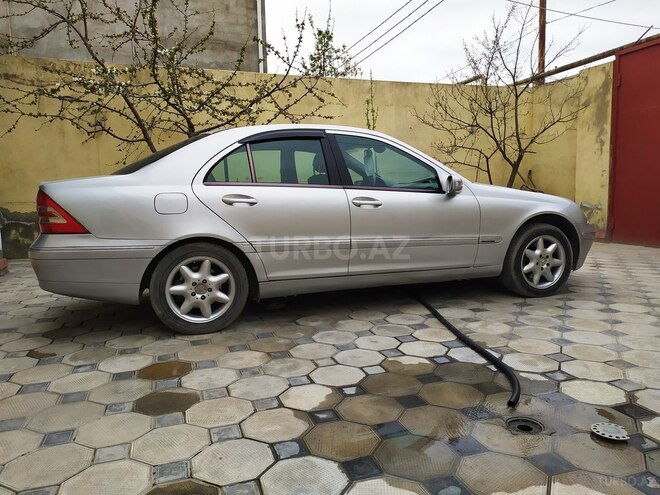 Mercedes C 240 2000, 262,754 km - 2.6 l - Bakı