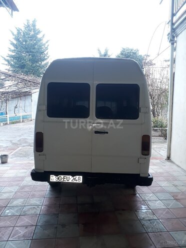 Mercedes 208 D 1995, 3,858,788 km - 0.3 л - Tovuz