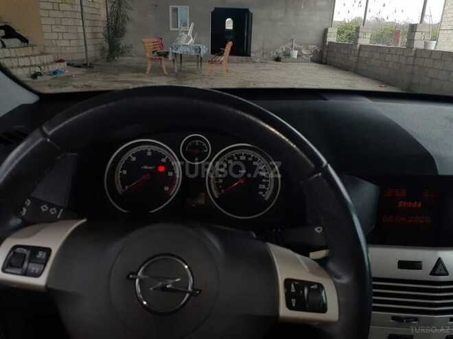 Opel Astra 2007, 147,000 km - 1.4 l - Salyan