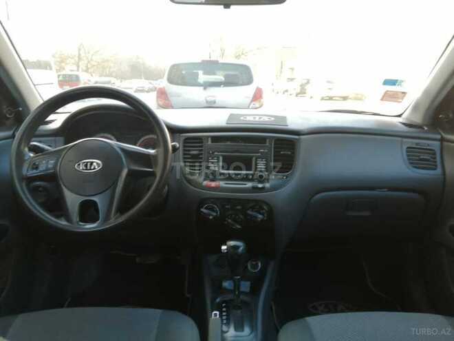 Kia Rio 2011, 200,000 km - 1.4 л - Bakı