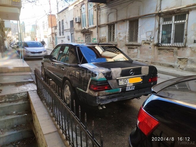 Mercedes E 280 1994, 230,000 km - 2.8 л - Bakı