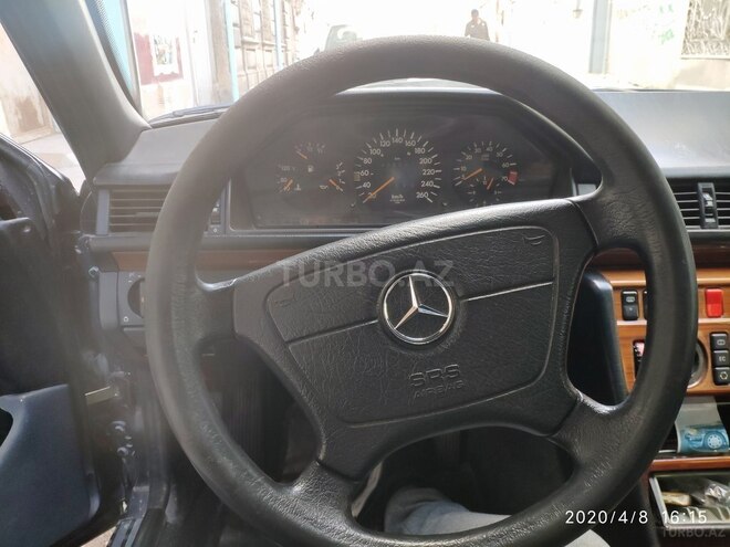 Mercedes E 280 1994, 230,000 km - 2.8 л - Bakı