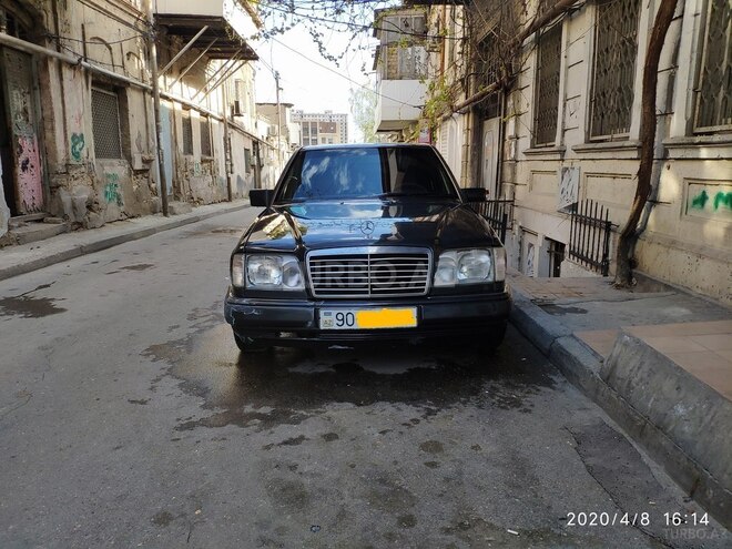 Mercedes E 280 1994, 230,000 km - 2.8 л - Bakı