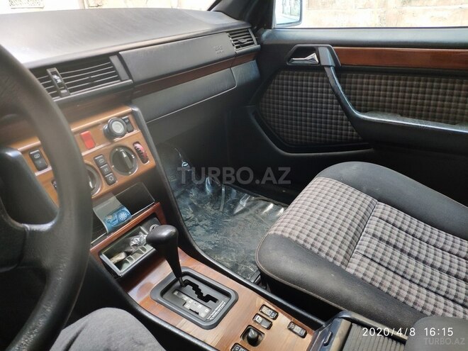 Mercedes E 280 1994, 230,000 km - 2.8 л - Bakı
