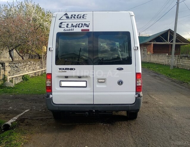 Ford Transit 2007, 309,000 km - 2.4 l - Qax