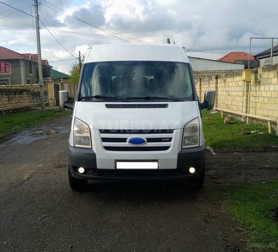 Ford Transit 2007, 309,000 km - 2.4 l - Qax