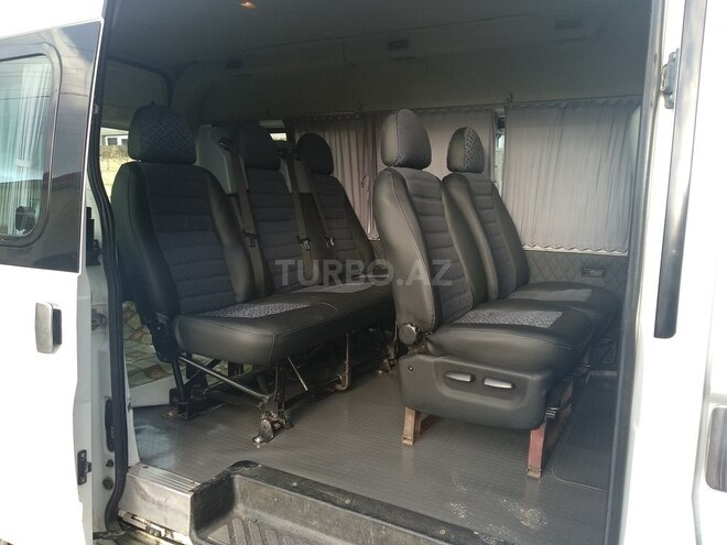 Ford Transit 2007, 309,000 km - 2.4 l - Qax