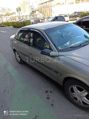 Opel Vectra 1996, 252,160 km - 2.0 л - Bakı