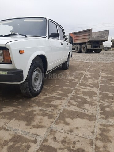 LADA (VAZ) 2107 2009, 430,000 km - 1.6 l - Salyan