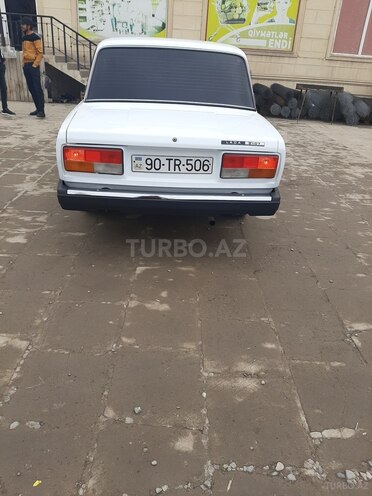 LADA (VAZ) 2107 2009, 430,000 km - 1.6 l - Salyan