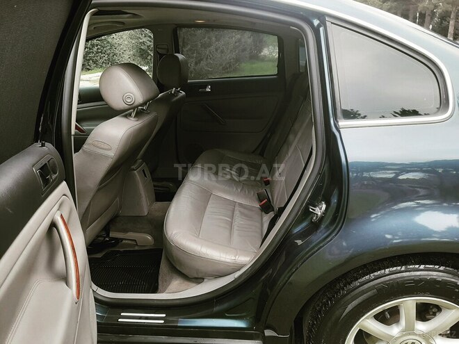 Volkswagen Passat 2003, 215,000 km - 1.8 l - Sumqayıt
