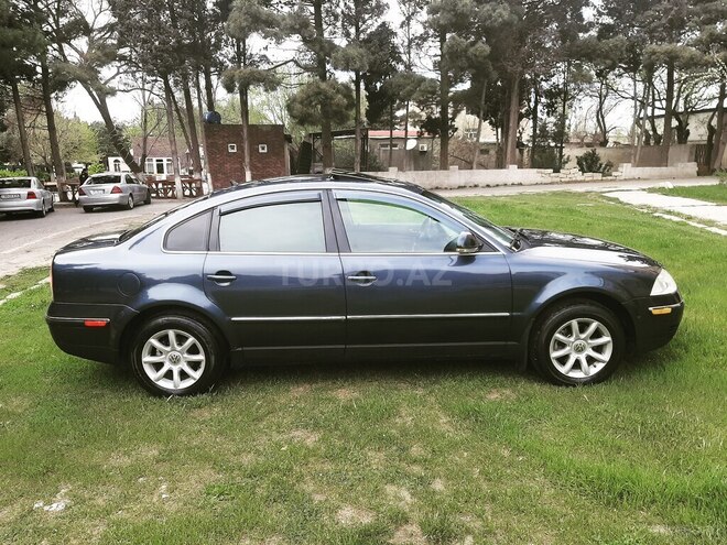 Volkswagen Passat 2003, 215,000 km - 1.8 l - Sumqayıt