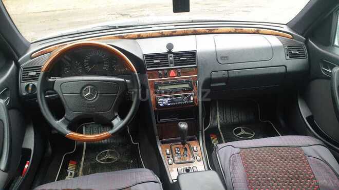 Mercedes C 240 1999, 200,000 km - 2.4 л - Bakı