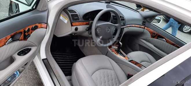 Mercedes E 320 2004, 210,000 km - 3.2 l - Bakı