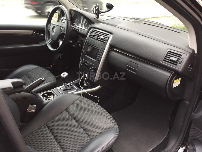 Mercedes B 180 2010, 69,000 km - 1.8 l - Bakı