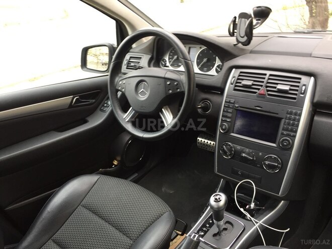 Mercedes B 180 2010, 69,000 km - 1.8 l - Bakı