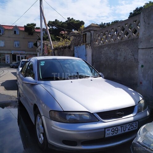 Opel Vectra 1999, 321,564 km - 2.0 л - Bakı