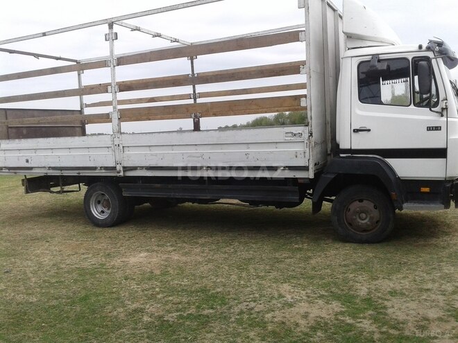 Mercedes Atego 814 1996, 230,000 km - 4.0 l - Sabirabad