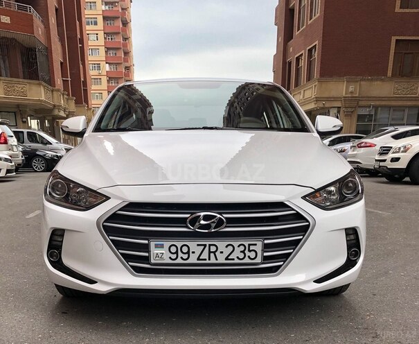 Hyundai Elantra 2016, 30,000 km - 1.6 l - Bakı