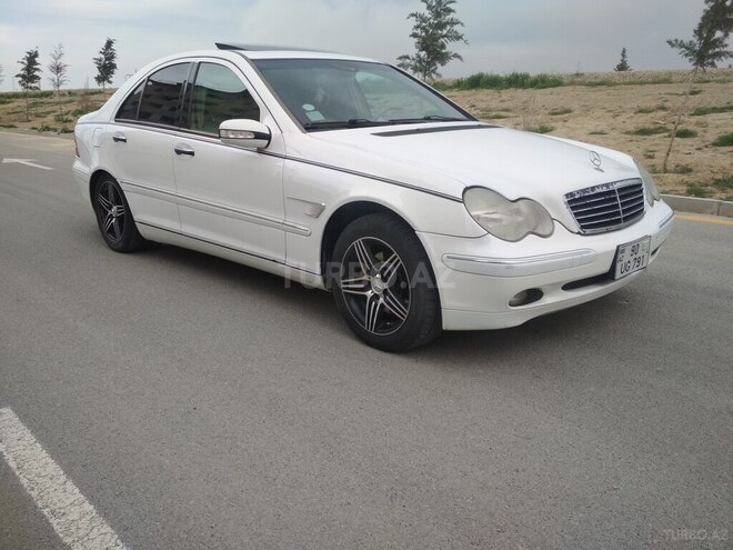 Mercedes C 240 2001, 280,000 km - 2.6 l - Sumqayıt