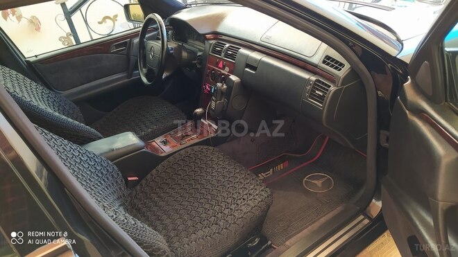 Mercedes E 280 1998, 344,100 km - 2.8 l - Gəncə