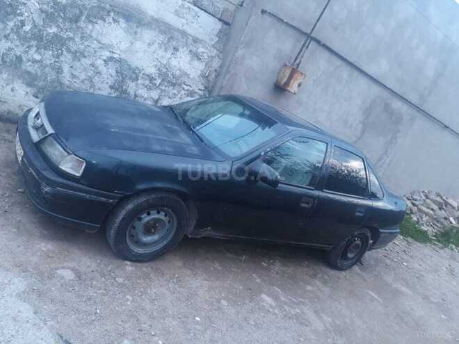 Opel Vectra 1995, 200,000 km - 1.6 l - Bakı