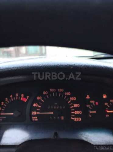 Opel Vectra 1995, 200,000 km - 1.6 l - Bakı
