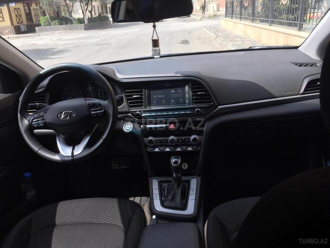 Hyundai Elantra 2019, 33,200 km - 2.0 l - Bakı