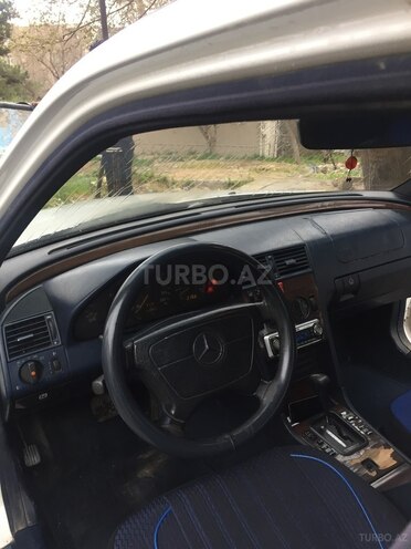 Mercedes C 220 1994, 312,700 km - 2.2 l - Bakı