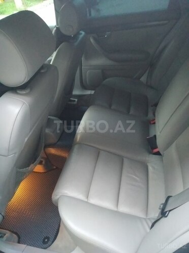 Audi A4 2002, 278,000 km - 1.8 l - Bakı